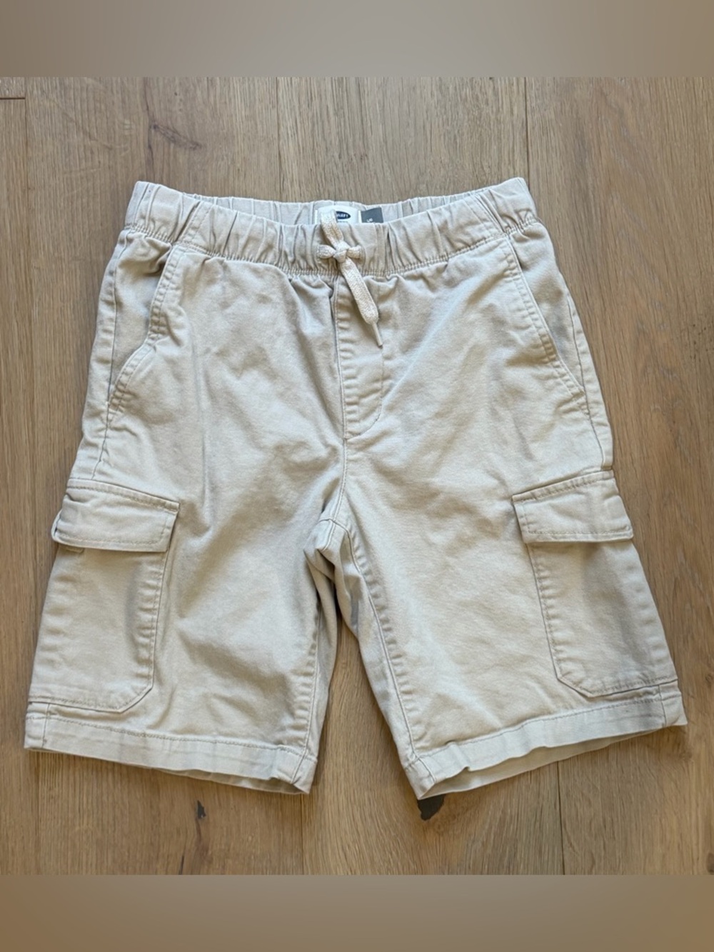Old Navy boys cotton khaki cargo shorts size L 10/12